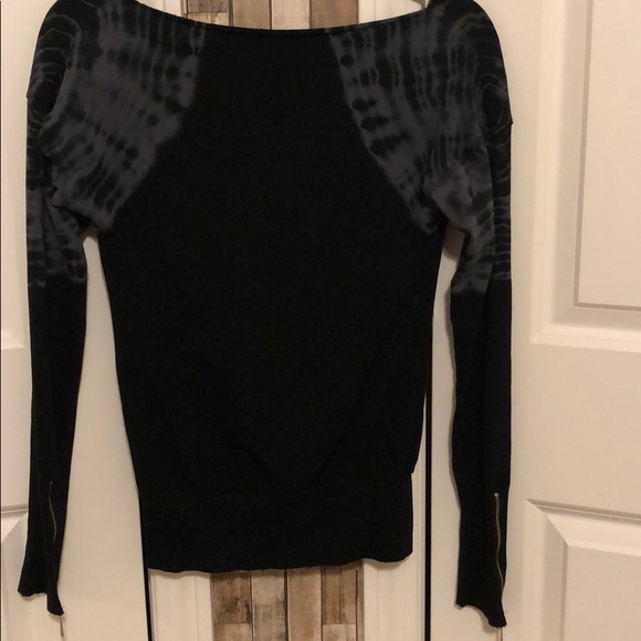 Tie Dye off the shoulders - Picture 4 of 6